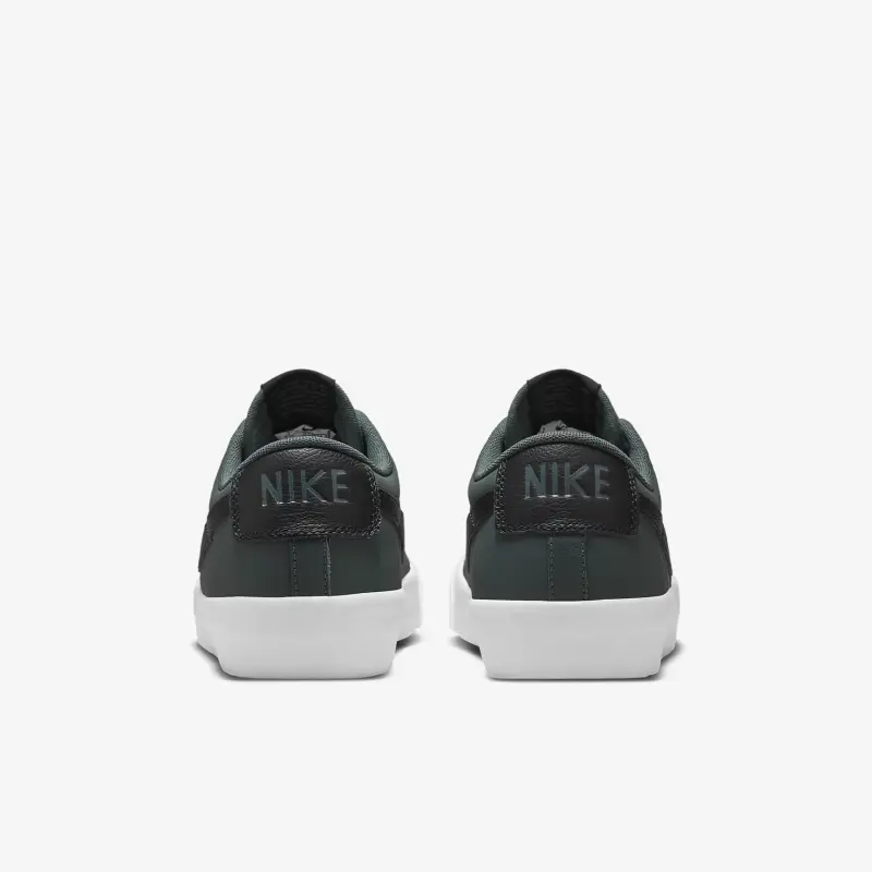 Nike SB Zoom Blazer Low Pro GT