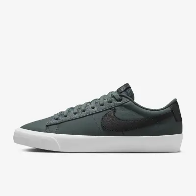 Nike SB Zoom Blazer Low Pro GT