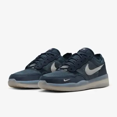 Nike SB PS8